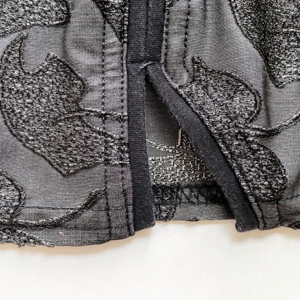 Jamie Sadock 1/4 Zip Embossed Print Top - Picture 10 of 13